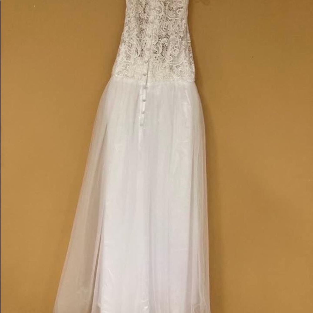 Size 16 - Picture 2 of 3
